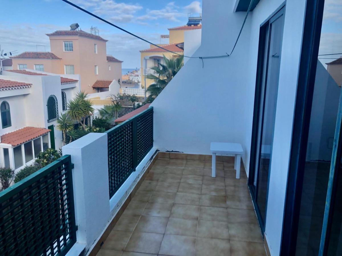 Holiday House Parque Azul Playa La Arena Free Wifi Puerto de Santiago  Luaran gambar