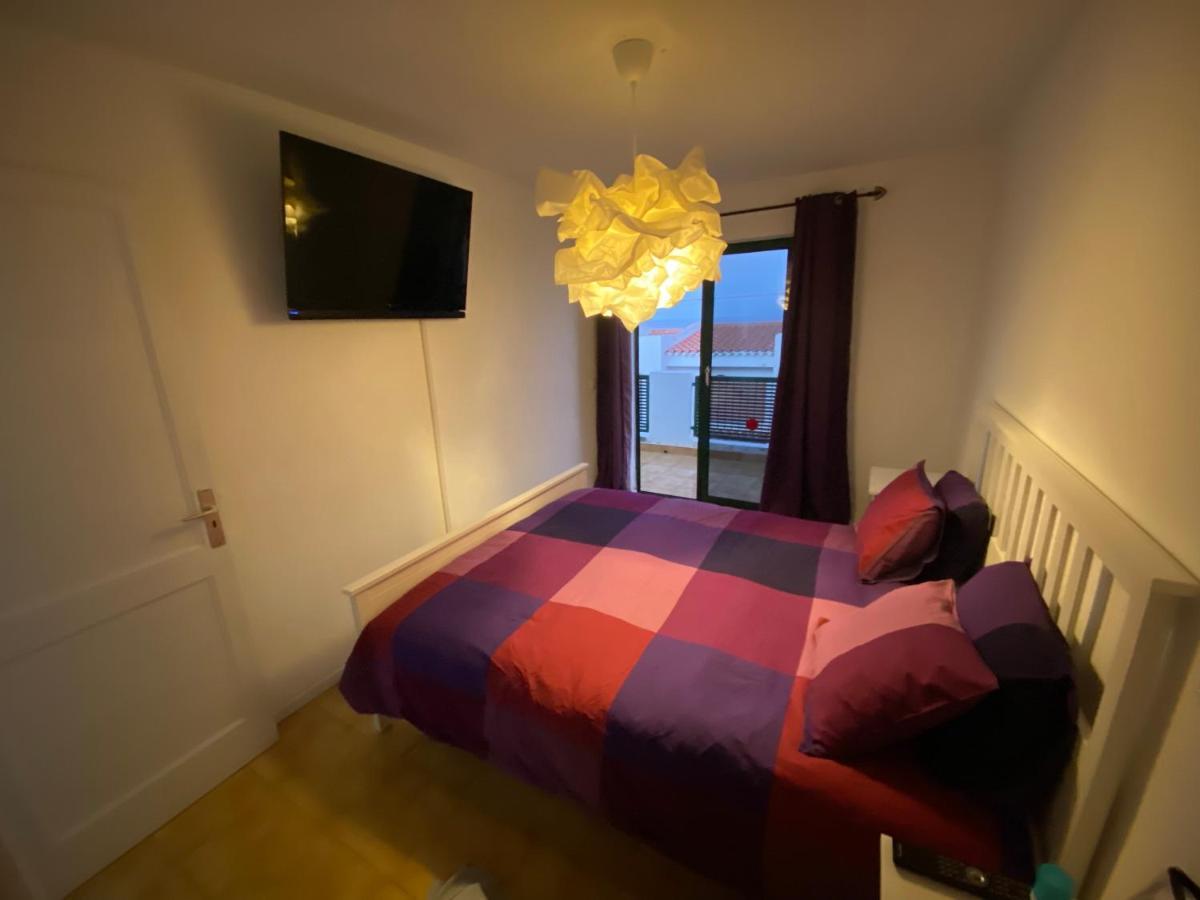 Holiday House Parque Azul Playa La Arena Free Wifi Puerto de Santiago  Luaran gambar