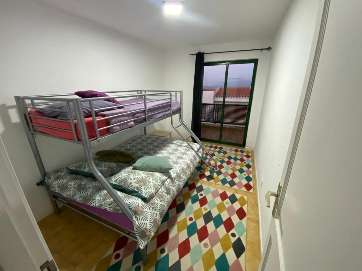 Holiday House Parque Azul Playa La Arena Free Wifi Puerto de Santiago  Luaran gambar